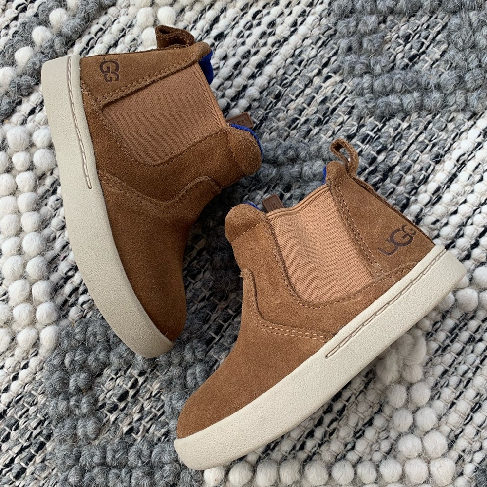 UGG ALDER BOOT TODDLER SIZE 6